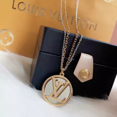 Louis Vuitton セーターチェーン おしゃれ 綺麗