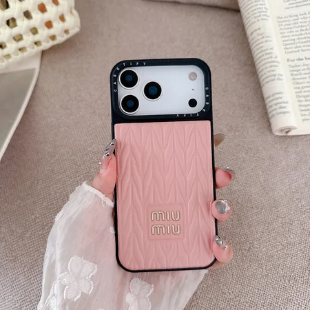 miumiu iPhone17ケース
