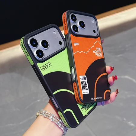 iPhone17プロケース ノースフェイス
