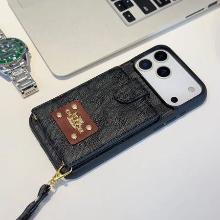 コーチ iPhone17ケース