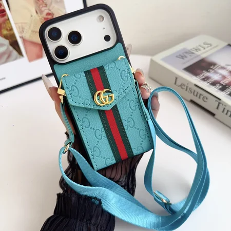 Gucci iPhone17Pro ケース