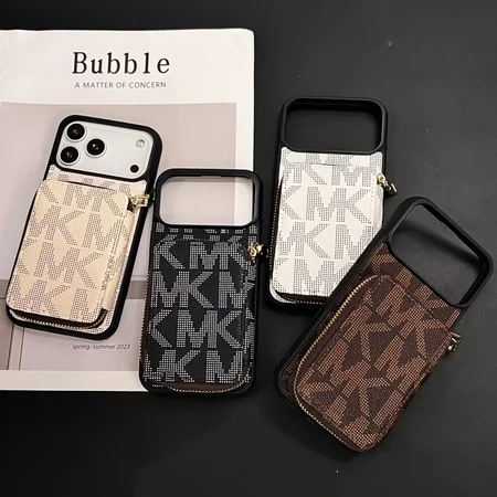 マイケルコース iPhone17 ケース