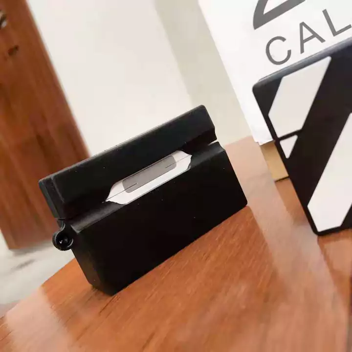OFF-WHITE Airpods pro ケース