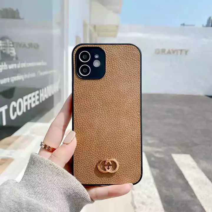 Apple 16 Pro Max 用のスマホケース、16 Pro 対応のトレンドブランドGGレザー、iPhone 15 Plus 全包囲カップル向け、レトロスタイル、14 対応の新作、大手ブランド、XS Max 及び男女兼用、11 Pro 用のラムスキン単色。ブランドはグッチです