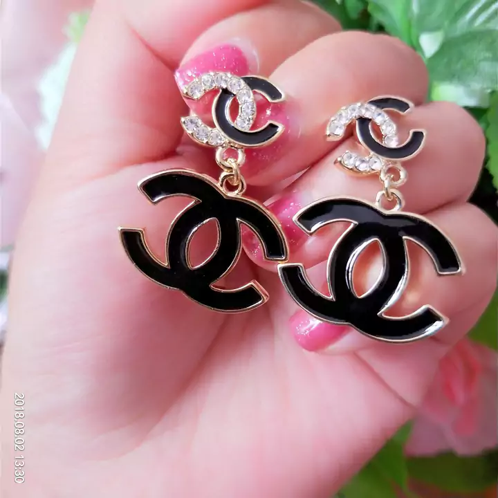 ロングピアス シャネル