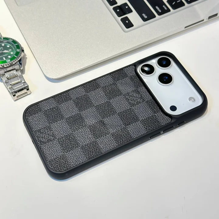  マグセーフ対応 iPhone15/14/13Pro ケース