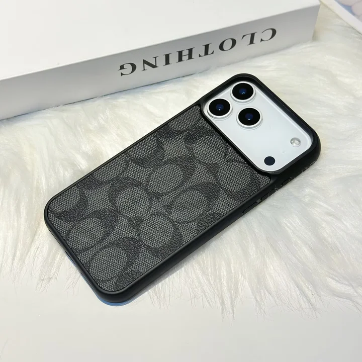 Coach iPhone17ケース