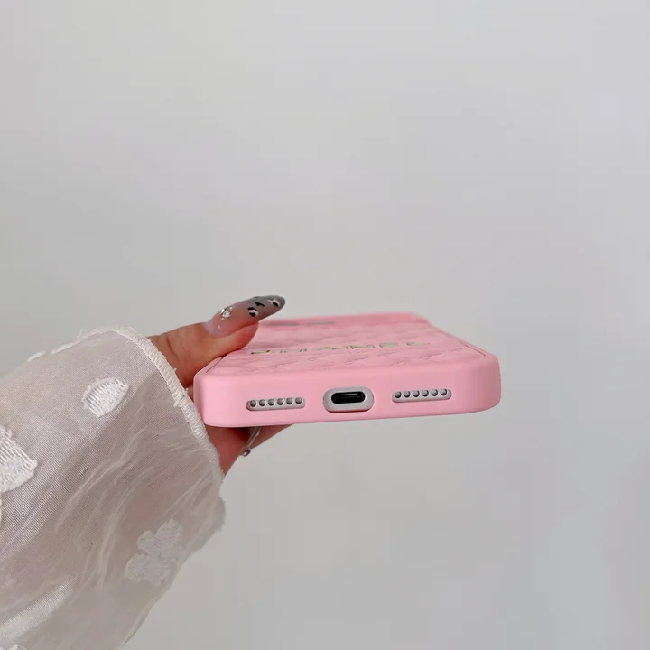  iPhone13 高級感 スマホカバー