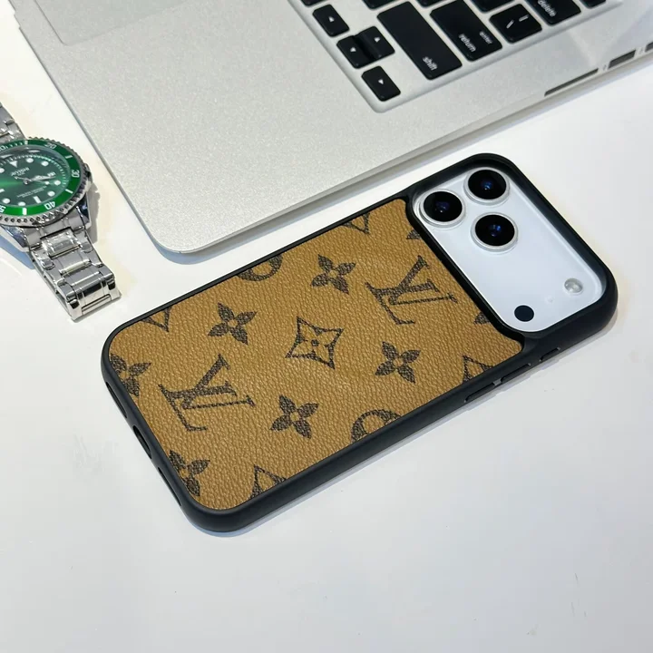  マグセーフ対応 iPhone15/14/13Pro ケース